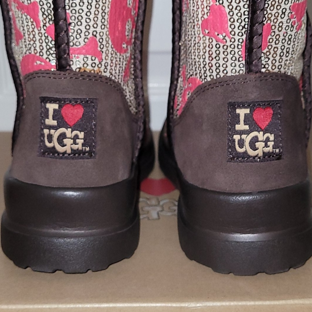 🎉💜HP💜🎉I❤UGG W I Heart Kisses Short 5 - Picture 3 of 12